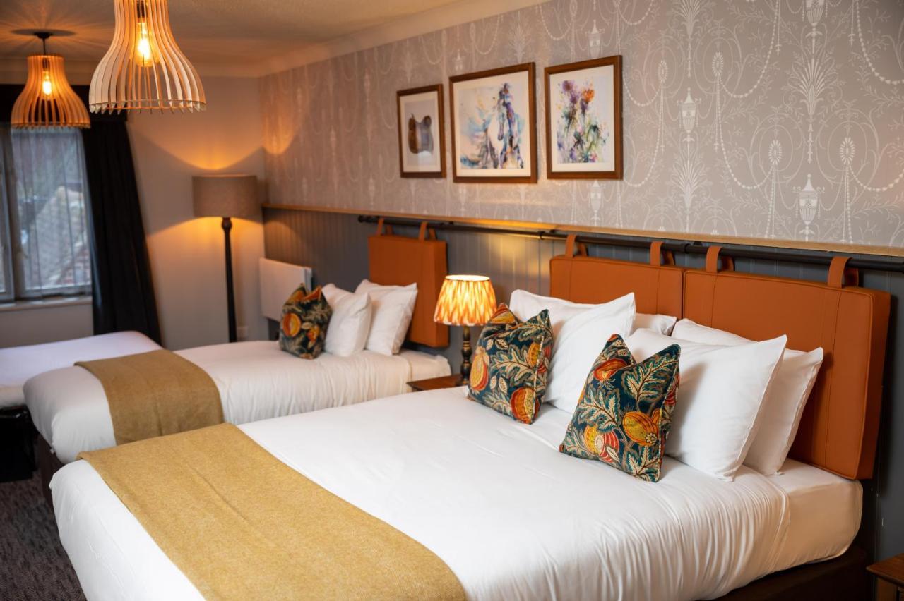 Ely Hotel By Chef & Brewer Collection キャンバリー エクステリア 写真