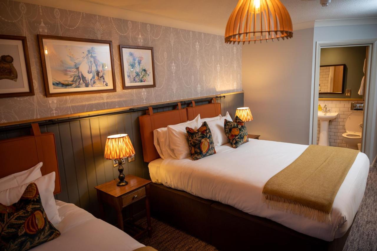 Ely Hotel By Chef & Brewer Collection キャンバリー エクステリア 写真