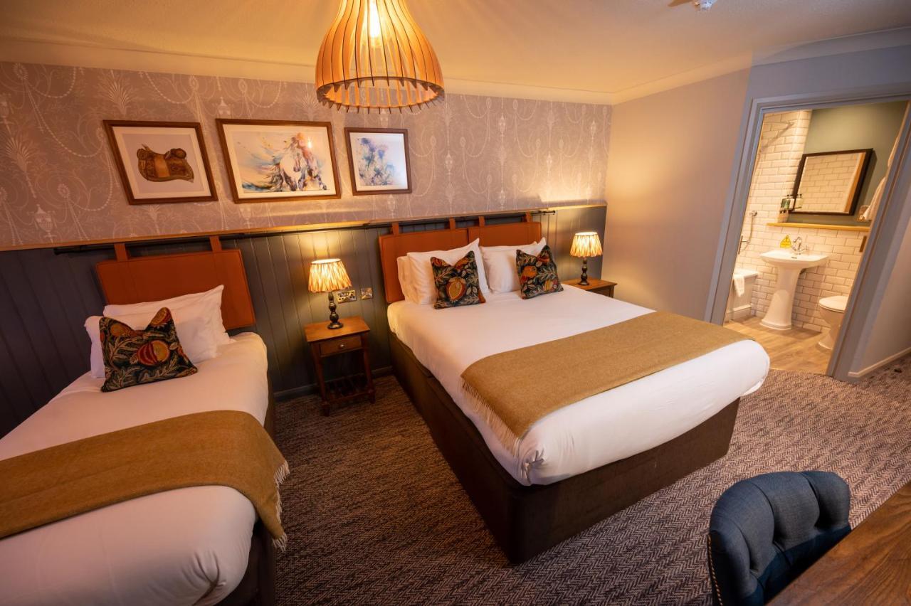 Ely Hotel By Chef & Brewer Collection キャンバリー エクステリア 写真