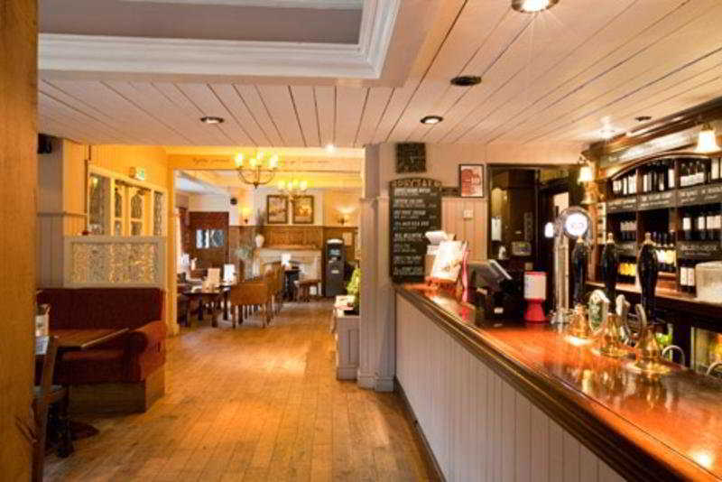 Ely Hotel By Chef & Brewer Collection キャンバリー エクステリア 写真
